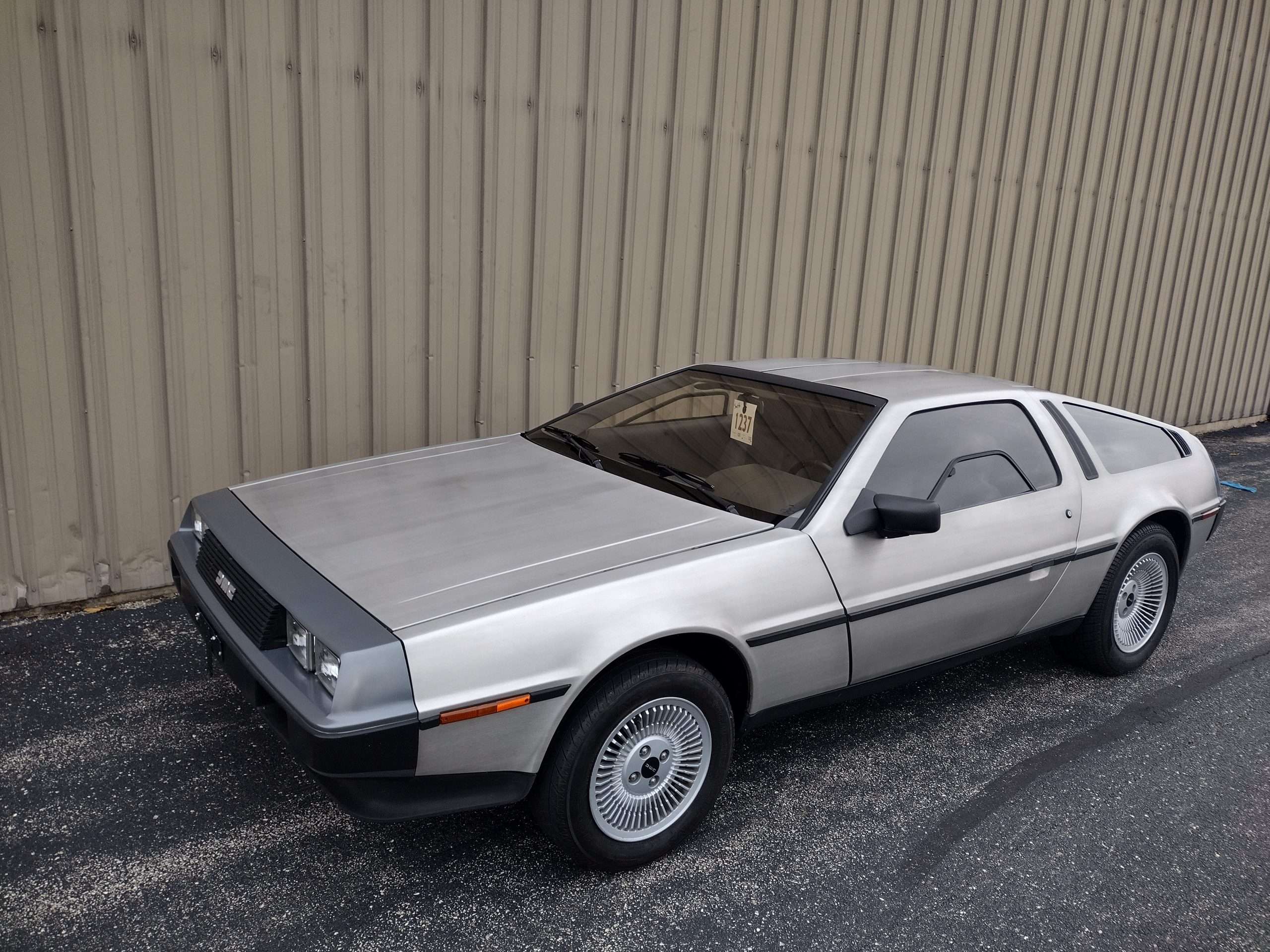 DeLorean Vin 05024 - Image 2