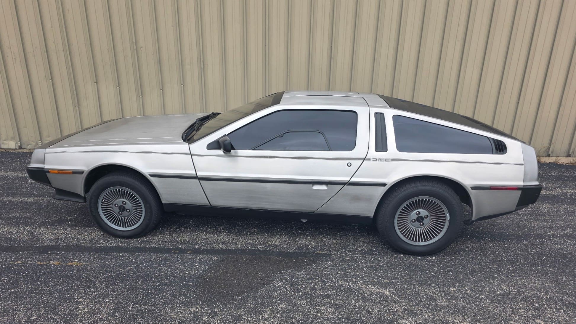 DeLorean vin 04629 - Image 3