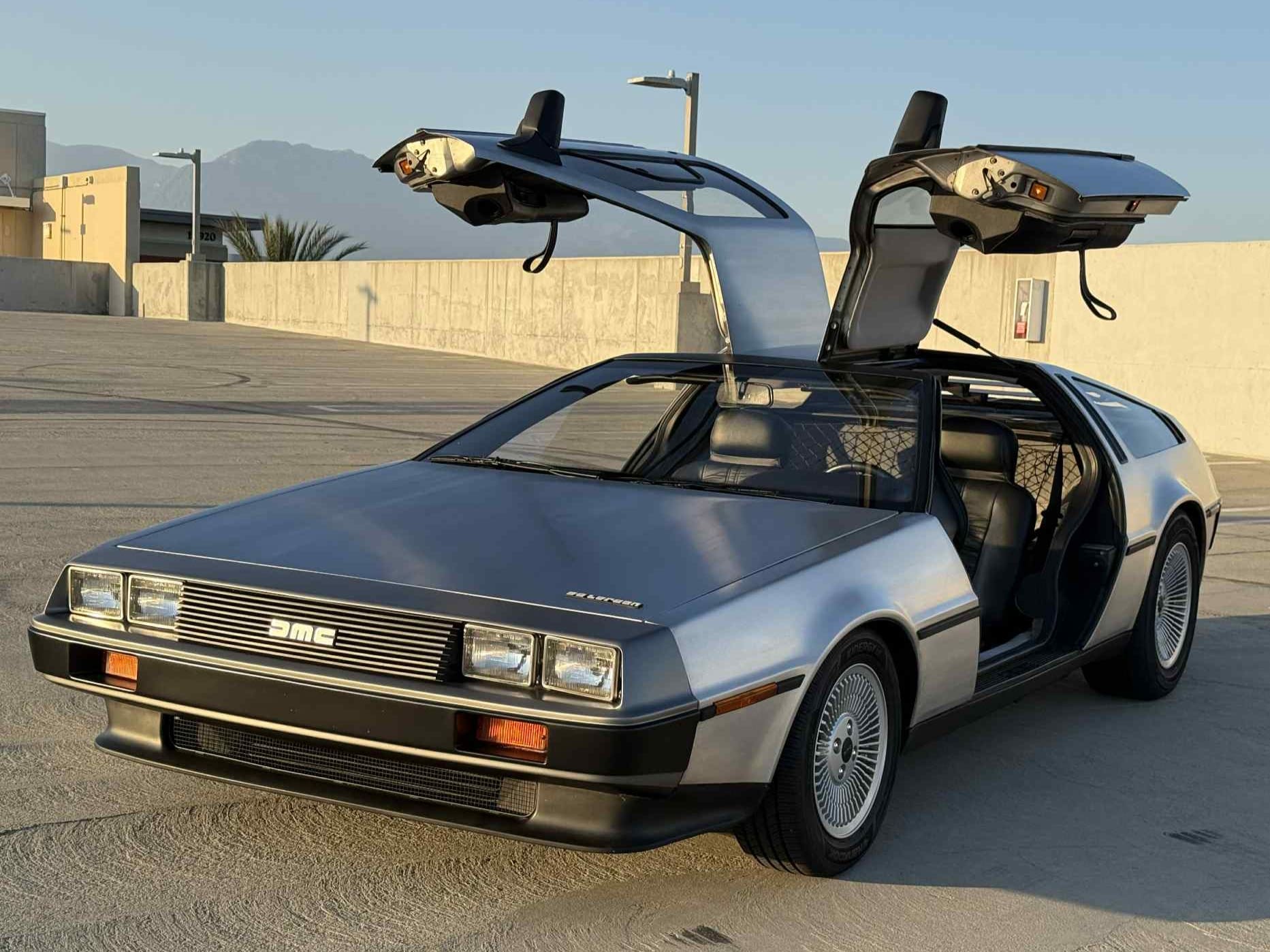 1983 DeLorean