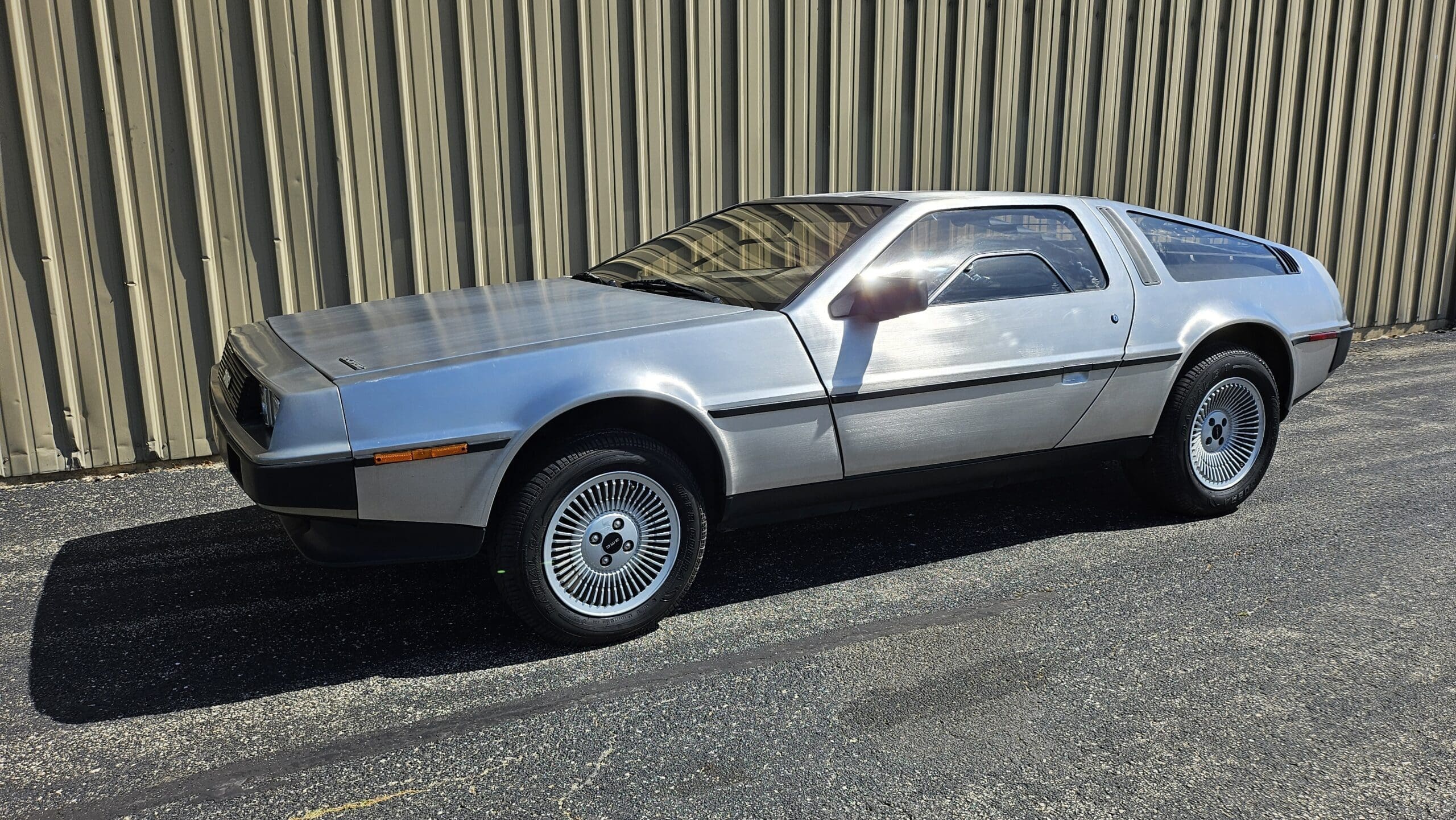 DeLorean vin 10784 - Image 4