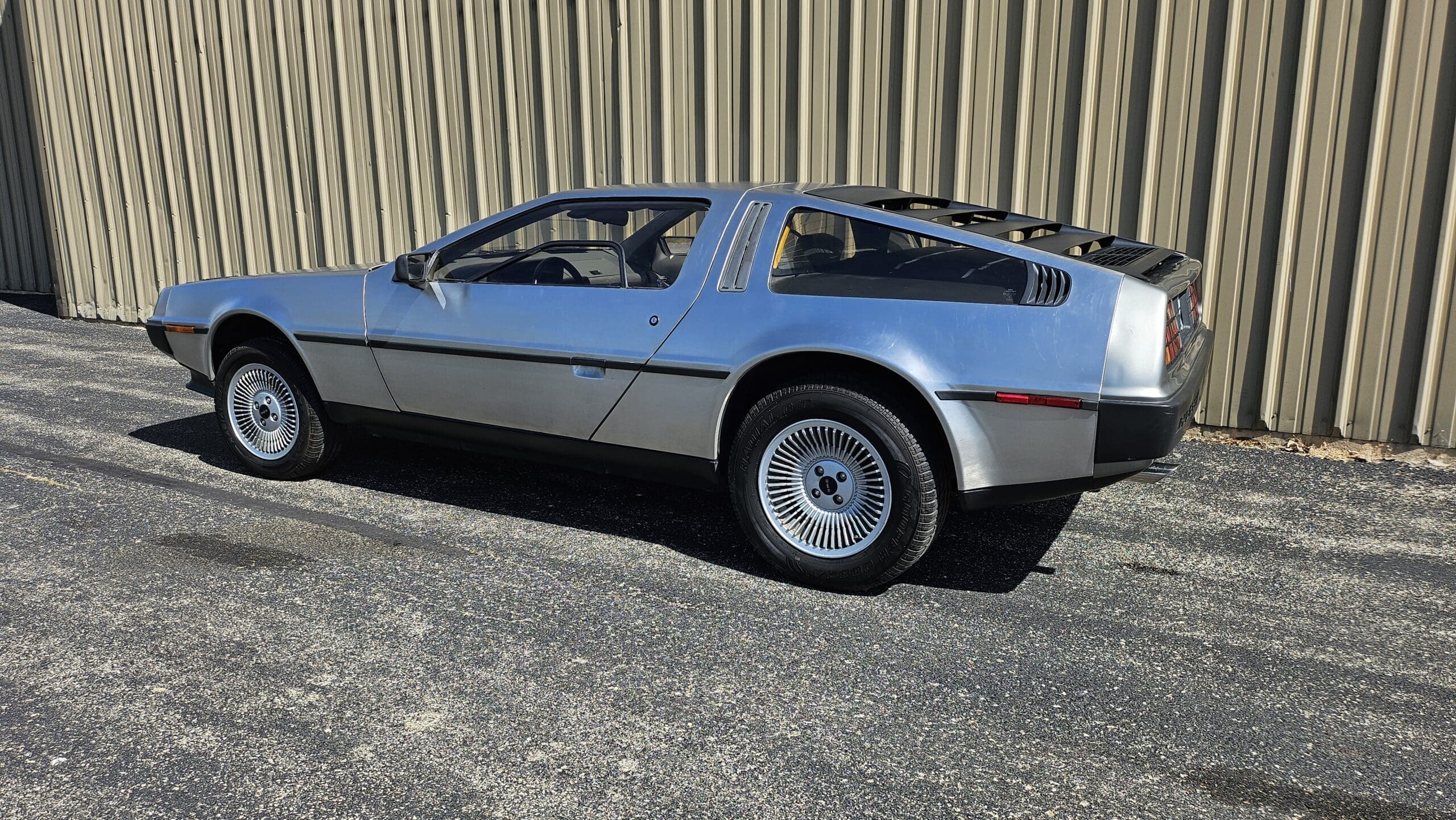 DeLorean vin 10784 - Image 6