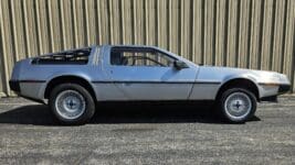 DeLorean vin 10784