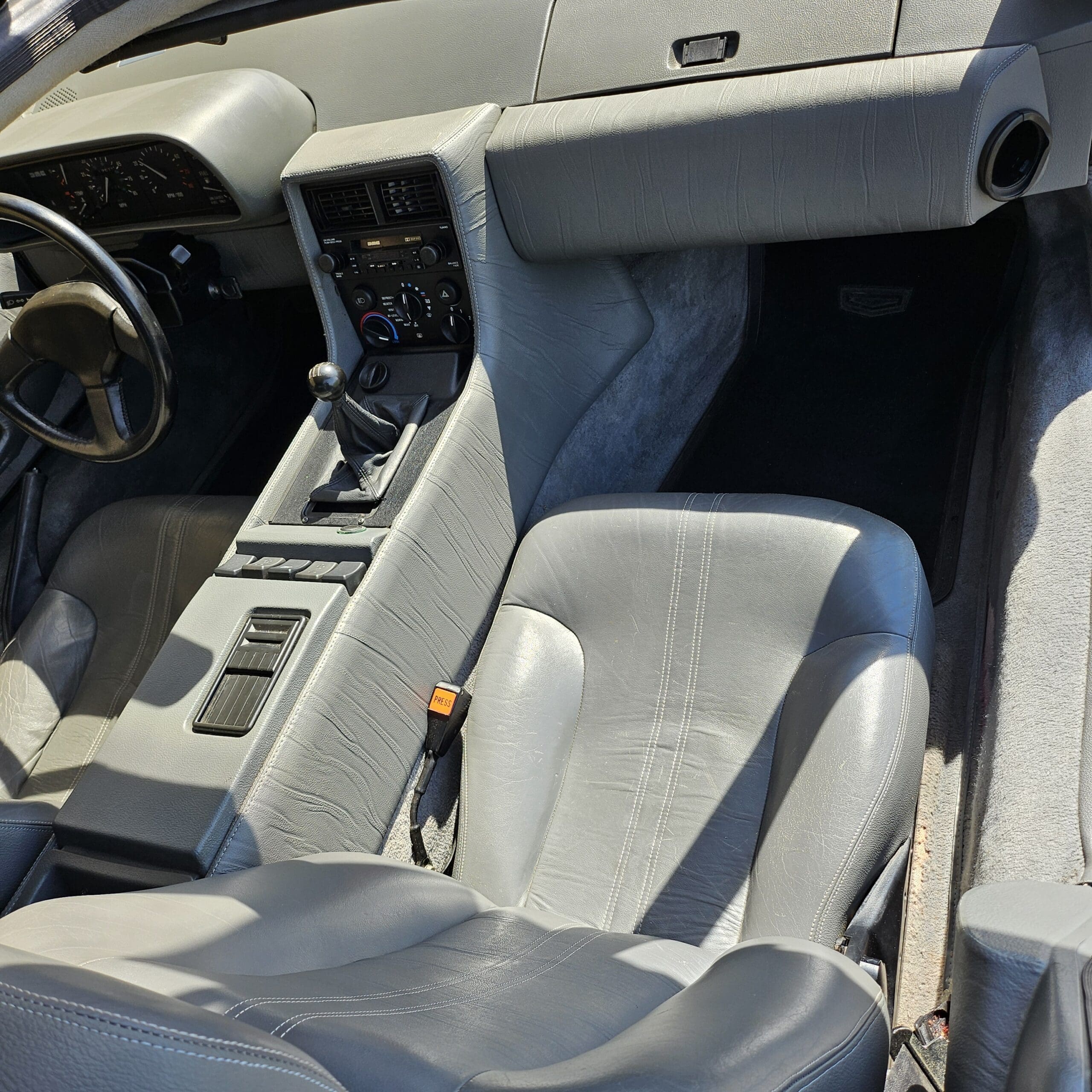 DeLorean vin 10784 - Image 11